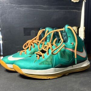 Nike LeBron Teal High-Top Sneakers